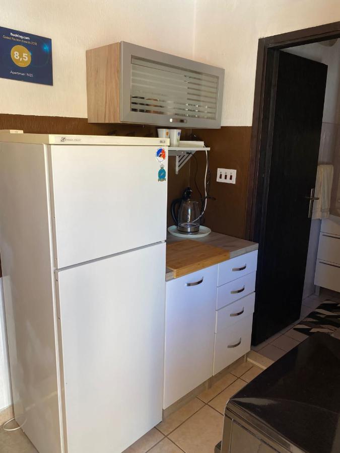 Apartmani Ines Marina Ngoại thất bức ảnh