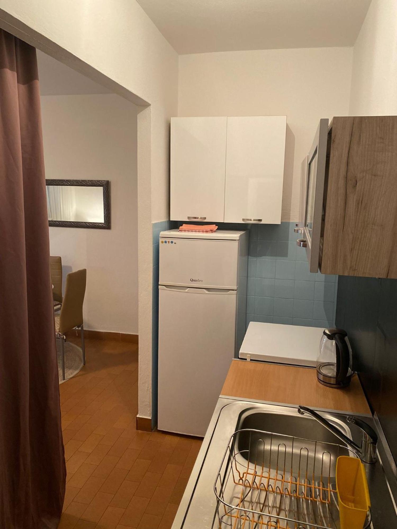 Apartmani Ines Marina Ngoại thất bức ảnh